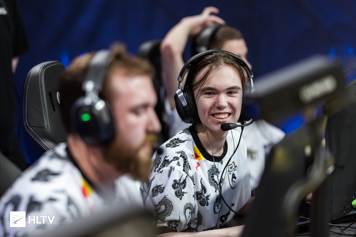 然的加速突 然的加速突