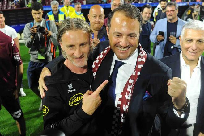 洛杉矶湖人 洛杉矶湖人