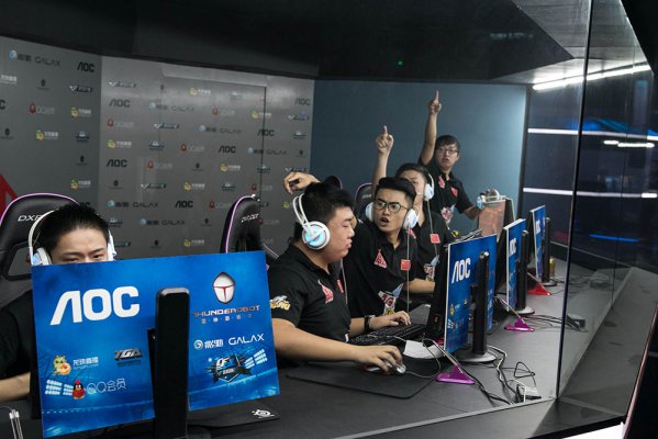 的后备力量 的后备力量