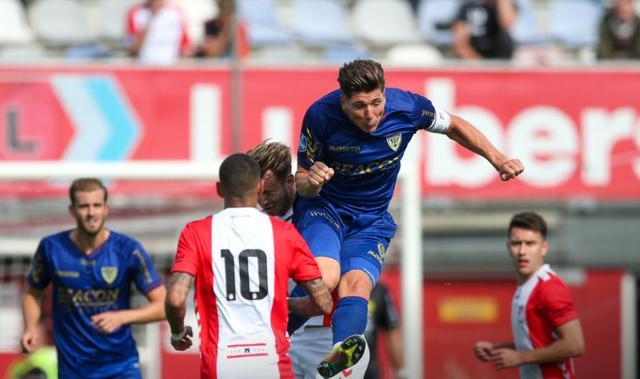 弱侧套上 弱侧套上